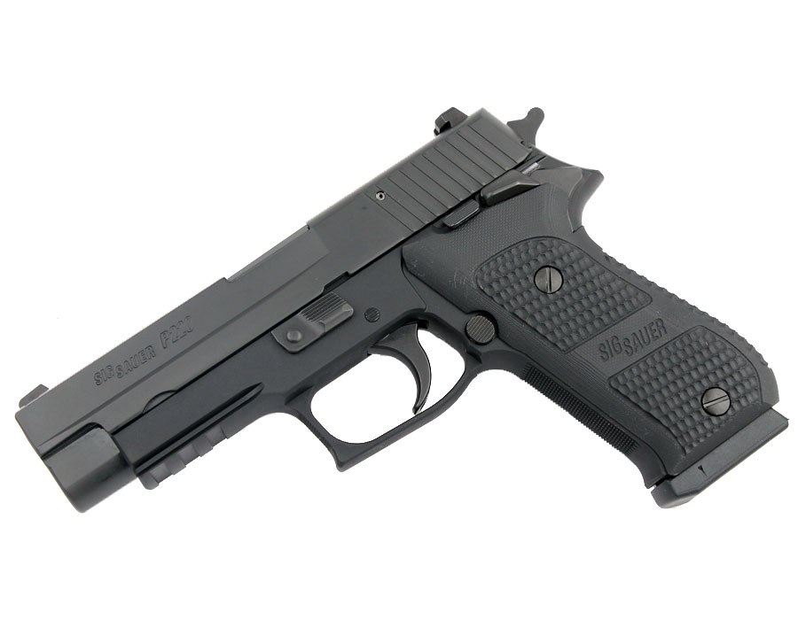 Sig Sauer P220R .45ACP, Nitron, SigLite Night Sights, SAO