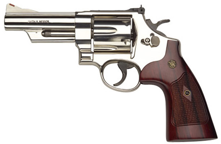 Smith & Wesson Model 29 Classic Six Shot, 4 inch .44 Magnum